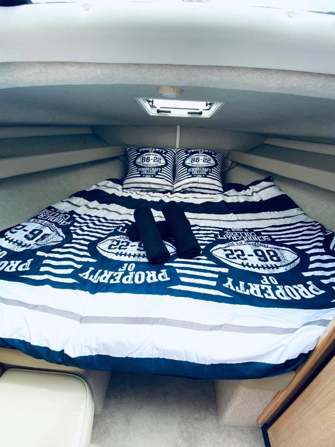 Nuit Insolite Sur Un Bateau Linge Et Menage Inclus - Boat Paradise La Rochelle La Rochelle  Eksteriør billede